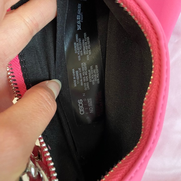 Nylon Curved 90s Shoulder Bag Purse Handbag with Silver Chain Strap Pink - Picture 11 of 12